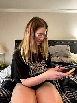 Riley ray69 online show from December 2, 2025, 5:58 pm