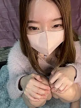 yuuhichan online show from February 19, 2026, 4:31 am