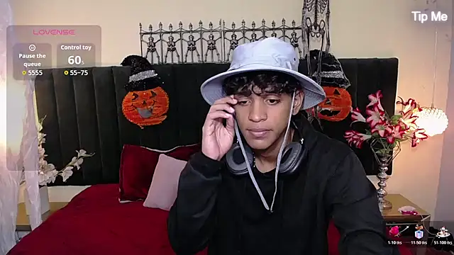 jhos padill online show from November 3, 2025, 1:15 pm