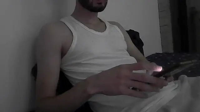 RaoufDz17cm online show from October 3, 2025, 6:20 pm