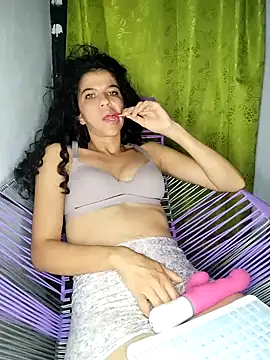 Snapshot of lucerocutte chatting on November 12, 2025, 6:50 am lucerocutte online show from November 12, 2025, 6:50 am