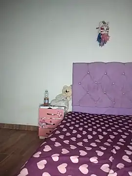 Snapshot of lucerocutte chatting on September 21, 2025, 3:33 am lucerocutte online show from September 21, 2025, 3:33 am