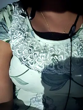 sweet jasmin1 online show from September 21, 2025, 6:02 pm