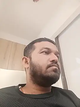 VJ17 online show from November 15, 2025, 11:58 am