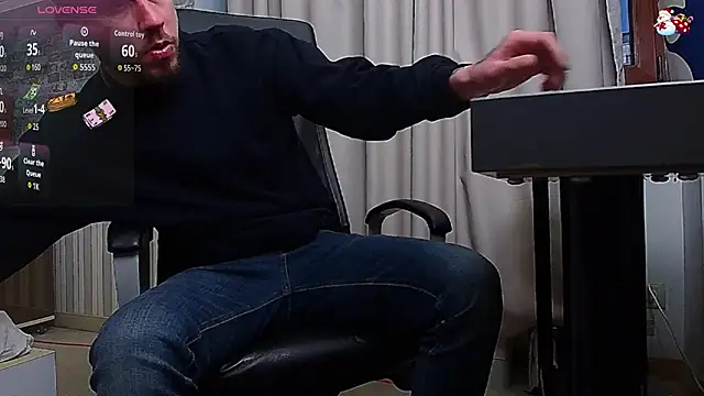 Snapshot of JonahShaw chatting on January 17, 2026, 5:33 am JonahShaw online show from January 17, 2026, 5:33 am