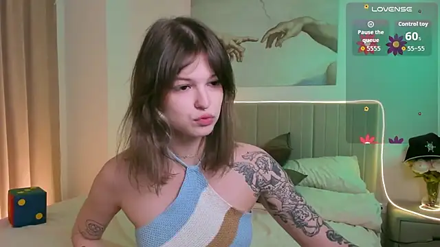 Lisa Blossom online show from November 24, 2025, 6:02 am