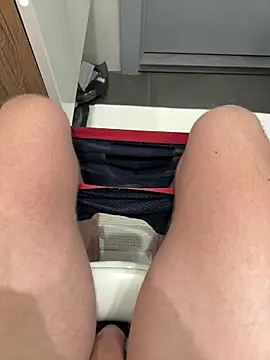 Snapshot of myPriority01 chatting on February 5, 2026, 5:53 pm myPriority01 online show from February 5, 2026, 5:53 pm