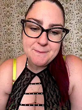 Snapshot of Lacey-BBW chatting on October 7, 2025, 9:05 pm Lacey-BBW online show from October 7, 2025, 9:05 pm