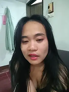 Snapshot of YayeeShow chatting on February 17, 2026, 9:12 pm YayeeShow online show from February 17, 2026, 9:12 pm