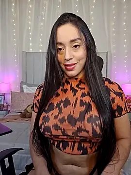 AriadnaTaylor online show from December 16, 2025, 5:50 pm