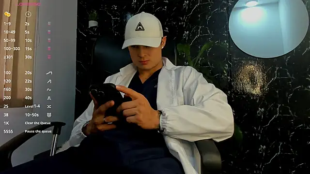 Alexander ferre online show from October 9, 2025, 4:29 pm