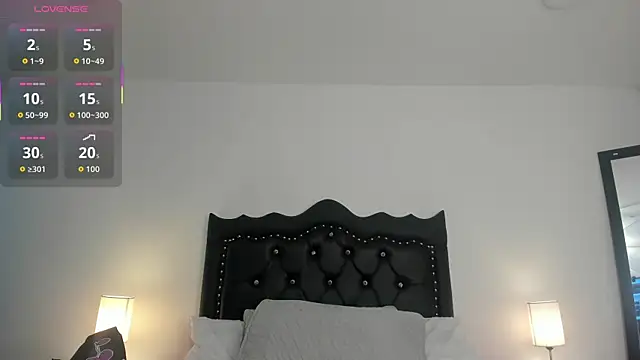 Snapshot of LilyQueen_cg chatting on October 31, 2025, 1:41 pm LilyQueen cg online show from October 31, 2025, 1:41 pm