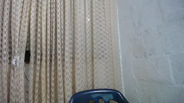 gabbyparker  online show from May 5, 2026, 9:56 am