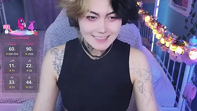 GothXRaven online show from December 17, 2025, 11:37 am