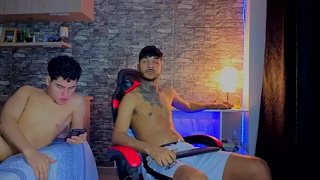 Snapshot of Theimperialboys_ chatting on May 17, 2026, 8:36 am Theimperialboys online show from May 17, 2026, 8:36 am