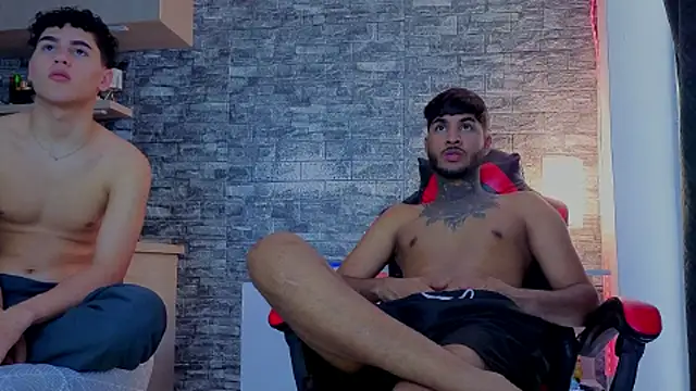 Snapshot of Theimperialboys_ chatting on May 23, 2026, 9:36 pm Theimperialboys online show from May 23, 2026, 9:36 pm