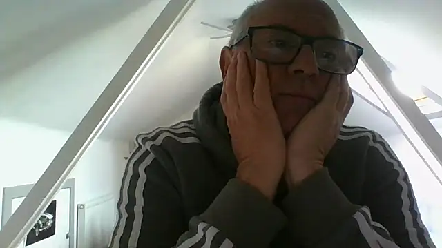 naughtygrandad1 online show from October 30, 2025, 12:36 pm