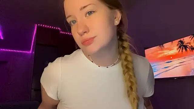 PandaFluff online show from April 12, 2026, 6:11 pm