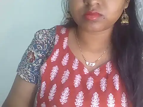 Snapshot of its_me_Rashmi chatting on February 4, 2026, 5:30 pm its me Rashmi online show from February 4, 2026, 5:30 pm