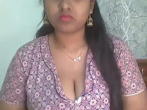 Snapshot of its_me_Rashmi chatting on February 15, 2026, 12:48 pm its me Rashmi online show from February 15, 2026, 12:48 pm