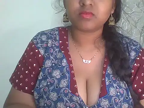 Snapshot of its_me_Rashmi chatting on February 22, 2026, 10:33 pm its me Rashmi online show from February 22, 2026, 10:33 pm