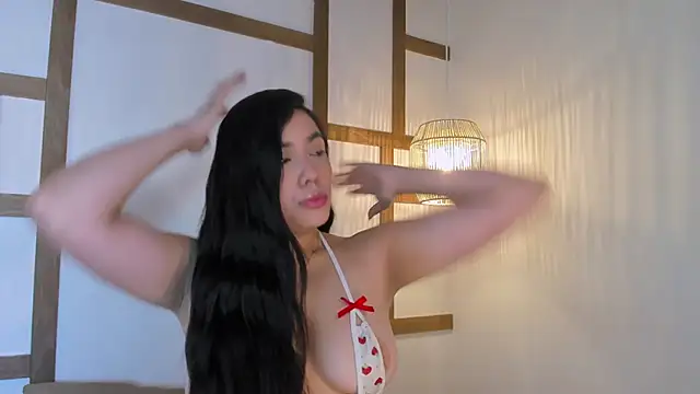 RenataLeclair online show from January 6, 2026, 4:33 pm