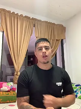 Snapshot of miaftmax chatting on February 8, 2026, 6:27 pm miaftmax online show from February 8, 2026, 6:27 pm