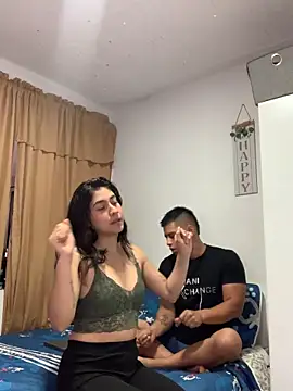 Snapshot of miaftmax chatting on February 1, 2026, 3:32 pm miaftmax online show from February 1, 2026, 3:32 pm