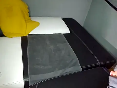 slavic boy 39 online show from October 28, 2025, 7:24 pm