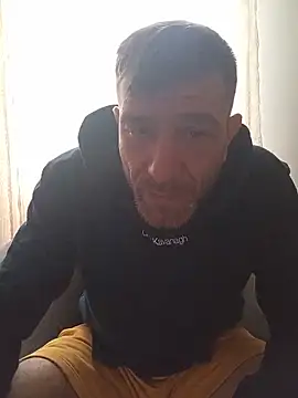Alexdaniel89 online show from May 13, 2026, 8:21 am