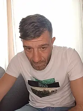 Alexdaniel89 online show from May 14, 2026, 5:37 am