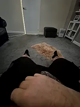 biversboy online show from November 11, 2025, 7:25 am