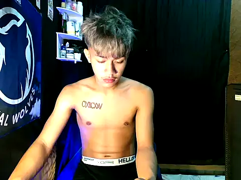 naughtyboyloy 0 online show from November 6, 2025, 6:45 pm