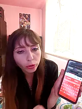 Sophiespenser online show from February 12, 2026, 7:46 pm