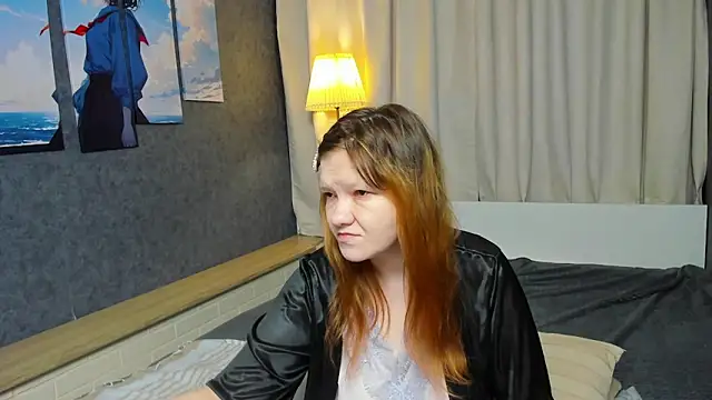 Nora lovvvv online show from October 28, 2025, 10:47 am