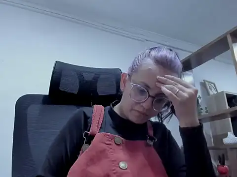 dalila macherano1 online show from September 13, 2025, 5:24 pm