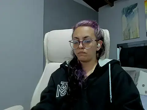 dalila macherano1 online show from September 10, 2025, 12:04 pm