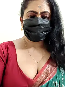 Snapshot of Sweetie_swetha37 chatting on February 19, 2026, 12:24 pm Sweetie swetha37 online show from February 19, 2026, 12:24 pm