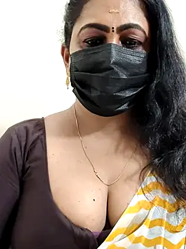 Snapshot of Sweetie_swetha37 chatting on February 21, 2026, 7:21 am Sweetie swetha37 online show from February 21, 2026, 7:21 am