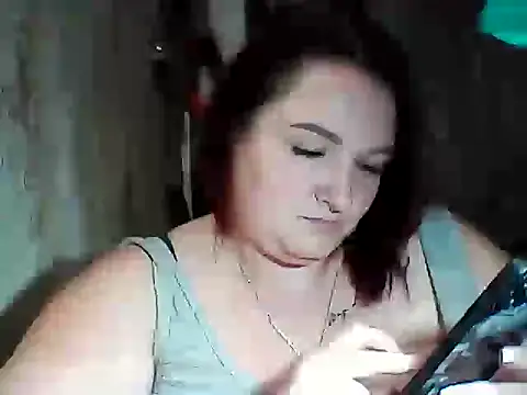 AngelQSky online show from November 12, 2025, 3:05 pm