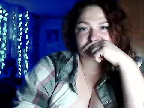 AngelQSky online show from April 14, 2026, 8:58 pm