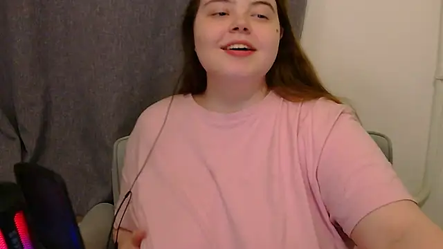 Snapshot of brattyprincessemma chatting on October 28, 2025, 7:24 pm brattyprincessemma online show from October 28, 2025, 7:24 pm