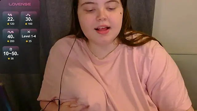 Snapshot of brattyprincessemma chatting on June 3, 2026, 7:18 pm brattyprincessemma online show from June 3, 2026, 7:18 pm