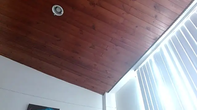 Crystal Star  online show from April 8, 2026, 1:01 pm