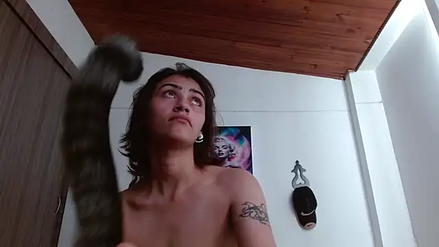 Crystal Star  online show from April 19, 2026, 4:19 pm