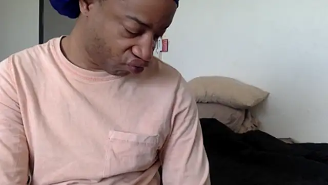 Snapshot of Diodre_Benyoon chatting on February 18, 2026, 5:09 pm Diodre Benyoon online show from February 18, 2026, 5:09 pm