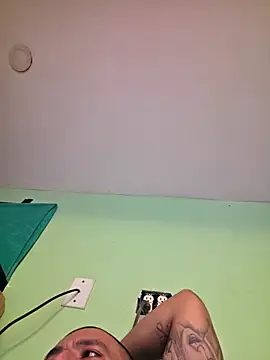 Boogiehtx713 online show from December 17, 2025, 9:53 pm