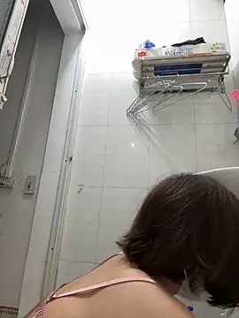 July-Asian online show from November 13, 2025, 9:19 pm