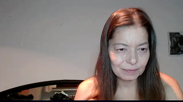 Snapshot of SexySarah177 chatting on December 11, 2024, 9:12 pm SexySarah177 online show from December 11, 2024, 9:12 pm