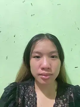 Snapshot of QueenLink chatting on October 9, 2025, 6:08 pm QueenLink online show from October 9, 2025, 6:08 pm